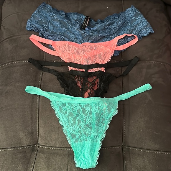 Victoria's Secret Intimates & Sleepwear Assorted Size Large